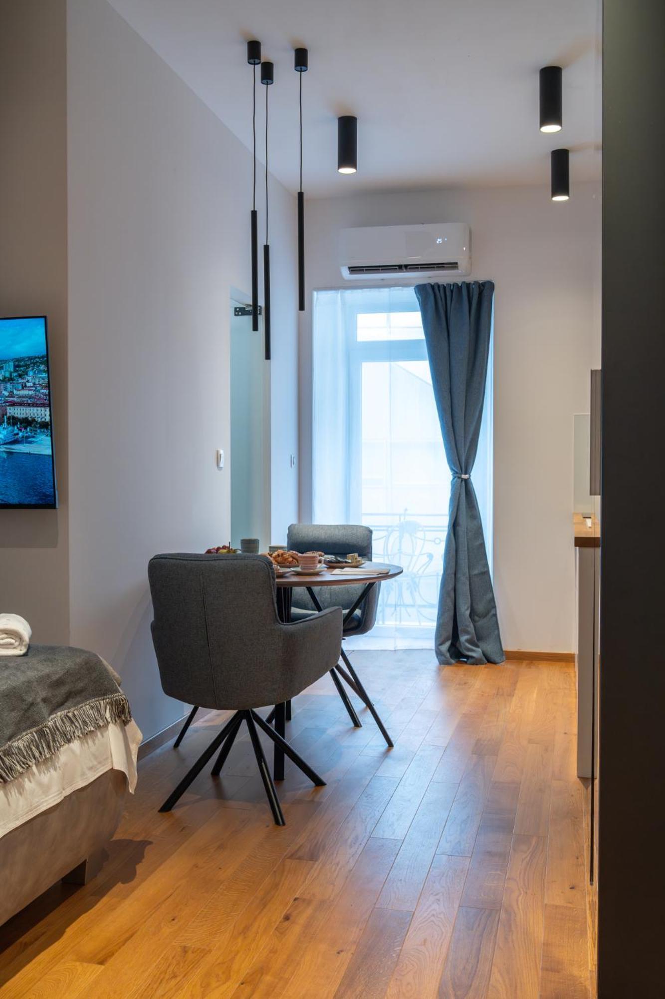 Apartment Studio Apartments Rijeka